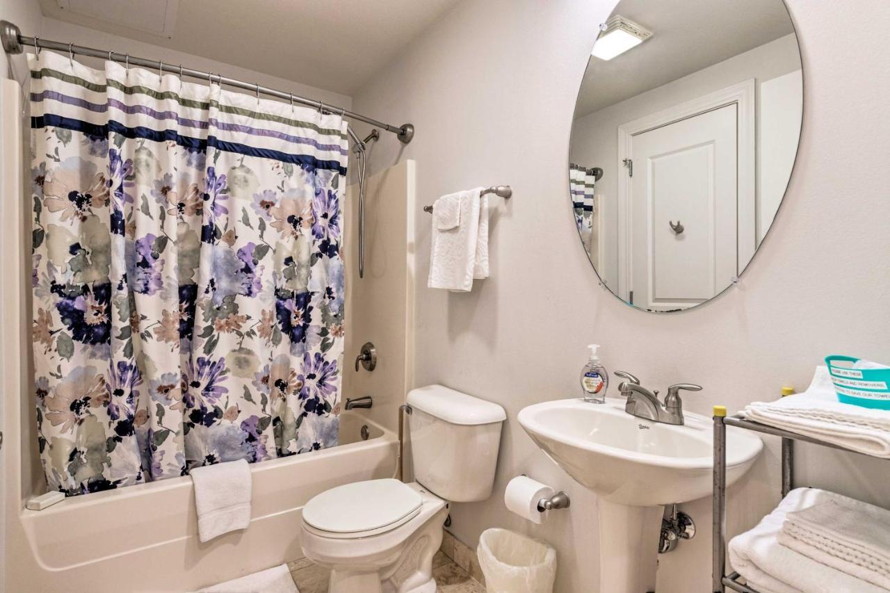Sunny Beachfront Biloxi Condo With Resort Amenities! 외부 사진